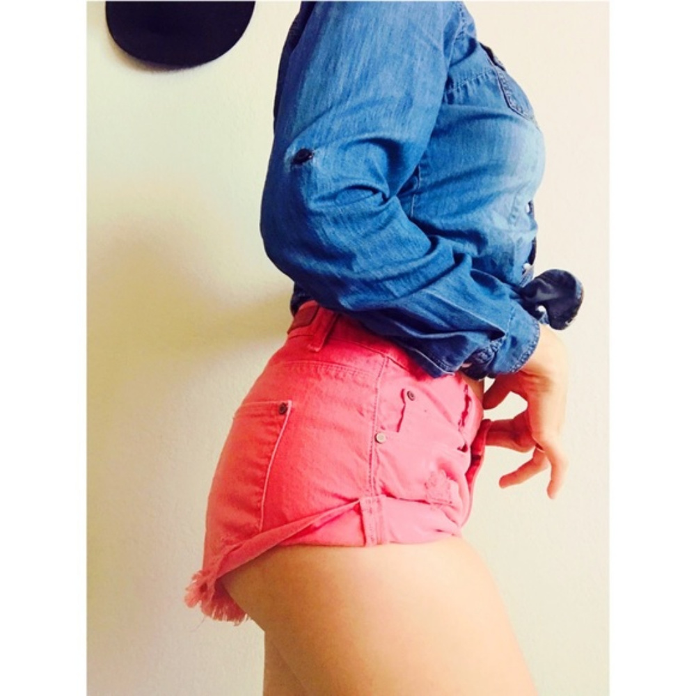 Zara shorts size 04 🔵🔵